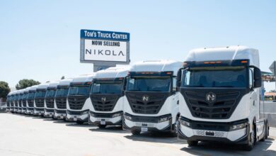 Row of Nikola Tre BEVs at Tom's Truck Center (May 2023)
