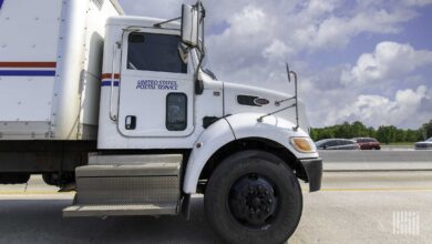 A USPS mail truck